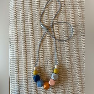 Teething nursing necklace
